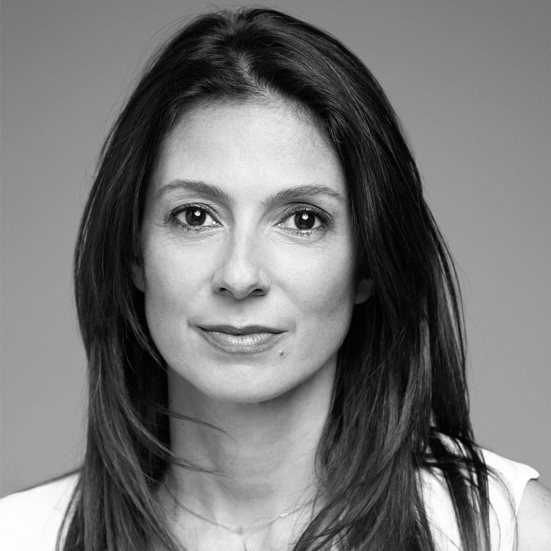 PARFUMEUR_DAPHNE_BUGEY_1840x1840.jpg