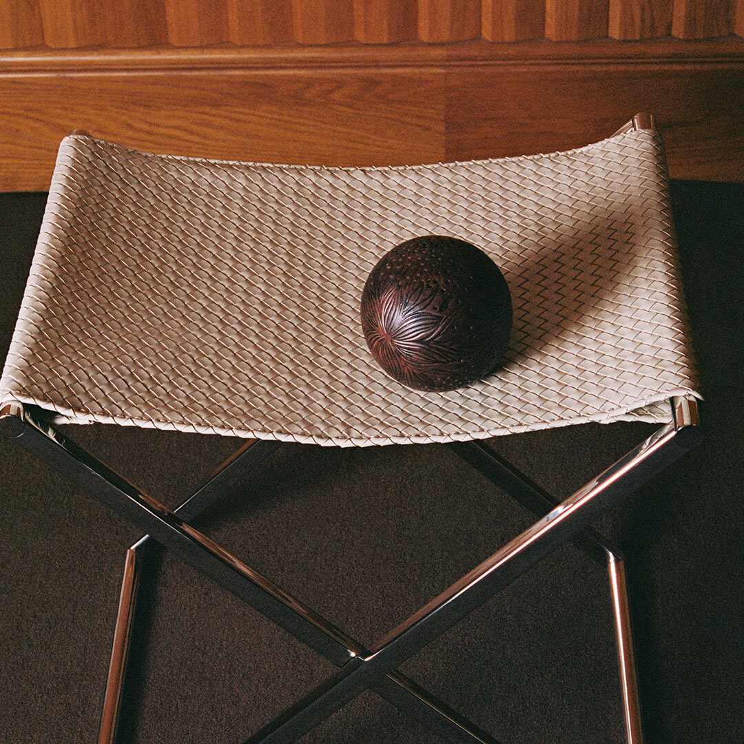 1080x1080_Amber_Boule.jpg
