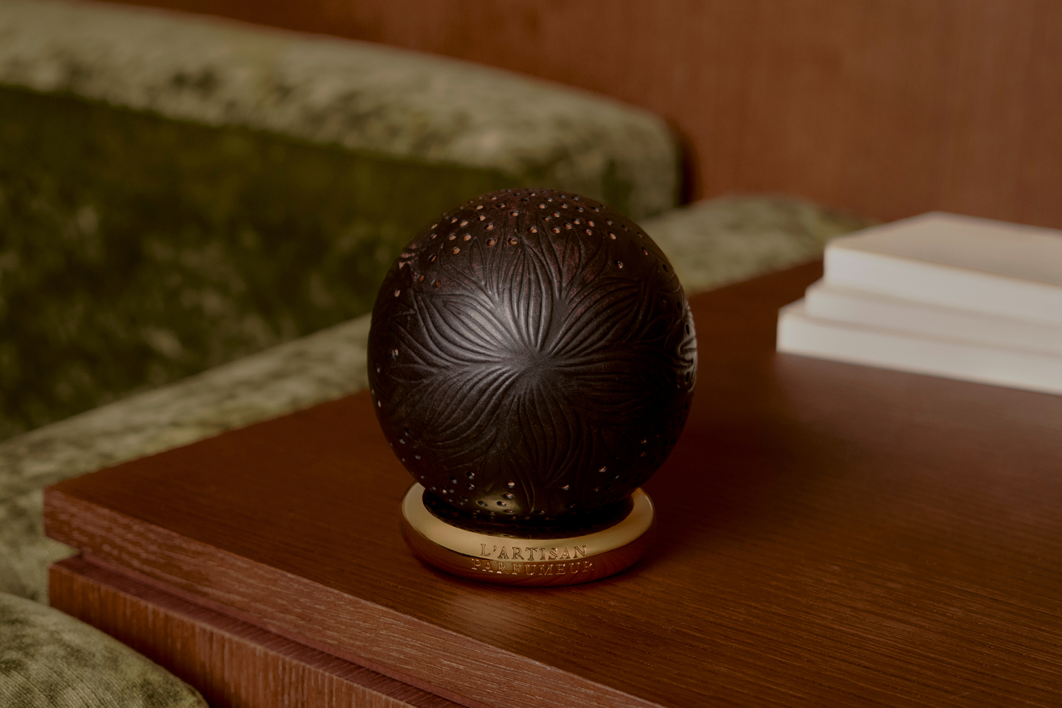 block1_boule-holder.jpg