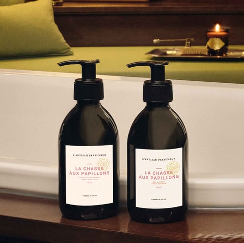 LA CHASSE AUX PAPILLONS BODY LOT 300 ML